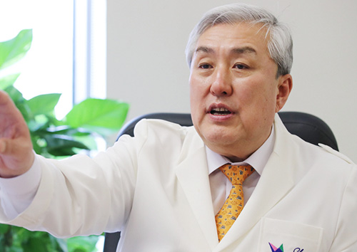 Professor Won-Geun Park