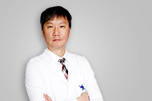 Life Center Chaum, главный врач Юн Сан Ук