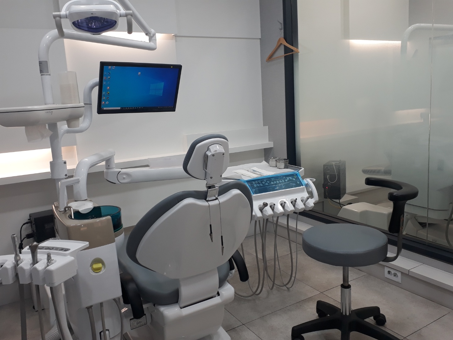 A Plus Dental Clinic Gangnam  image5
